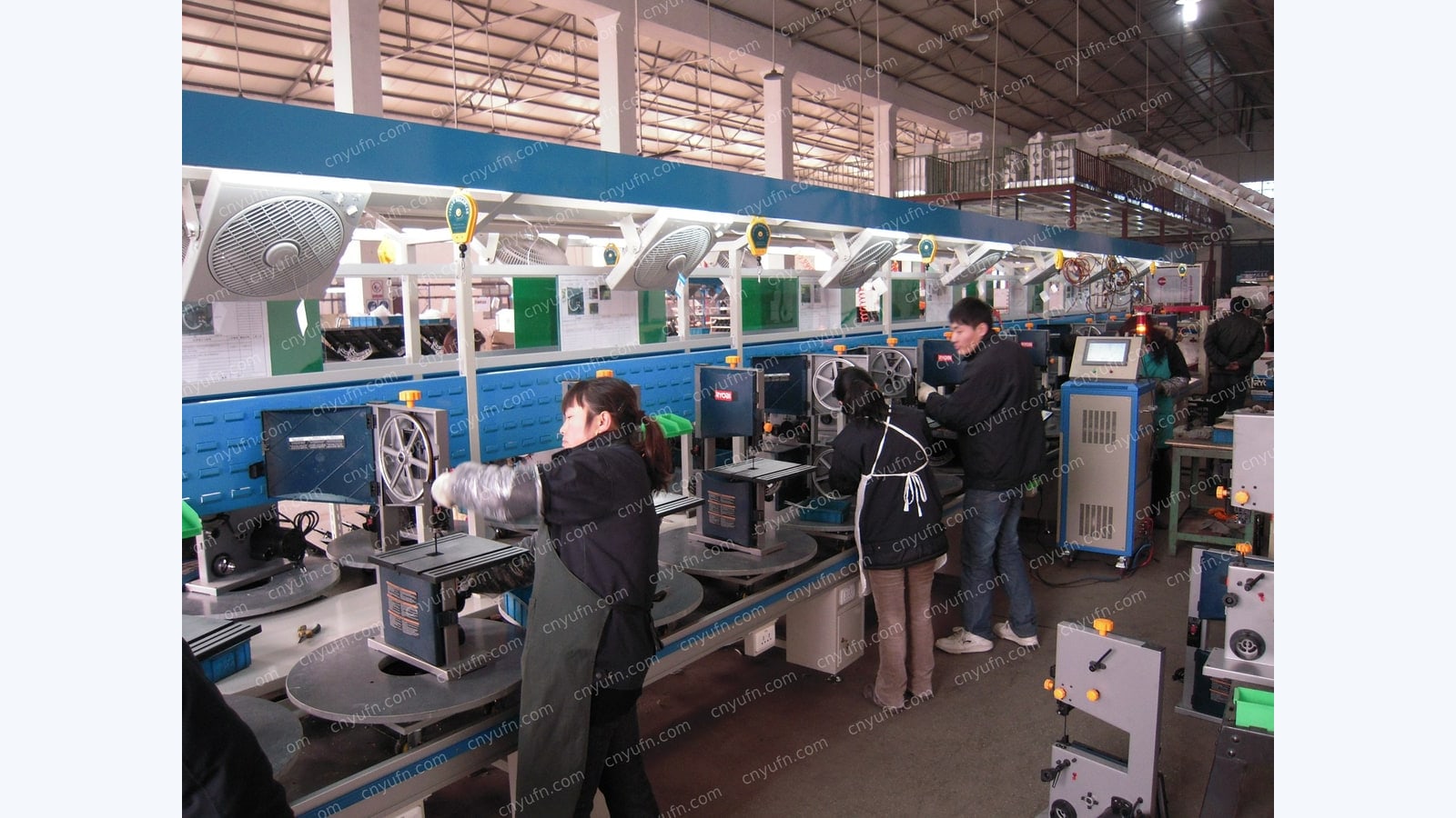 woodworking band saw assembly line